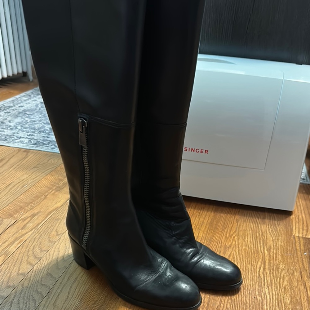 Nine West 9.5 Black Over the Knee Boots with Streamlined Silhouette